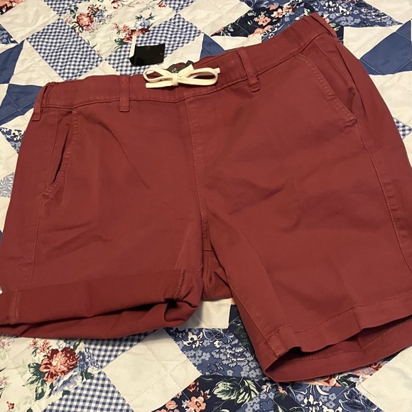 Torrid Bermuda Length Shorts - Picture 2 of 8